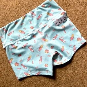 COPY - FLEO doughnut print shorts